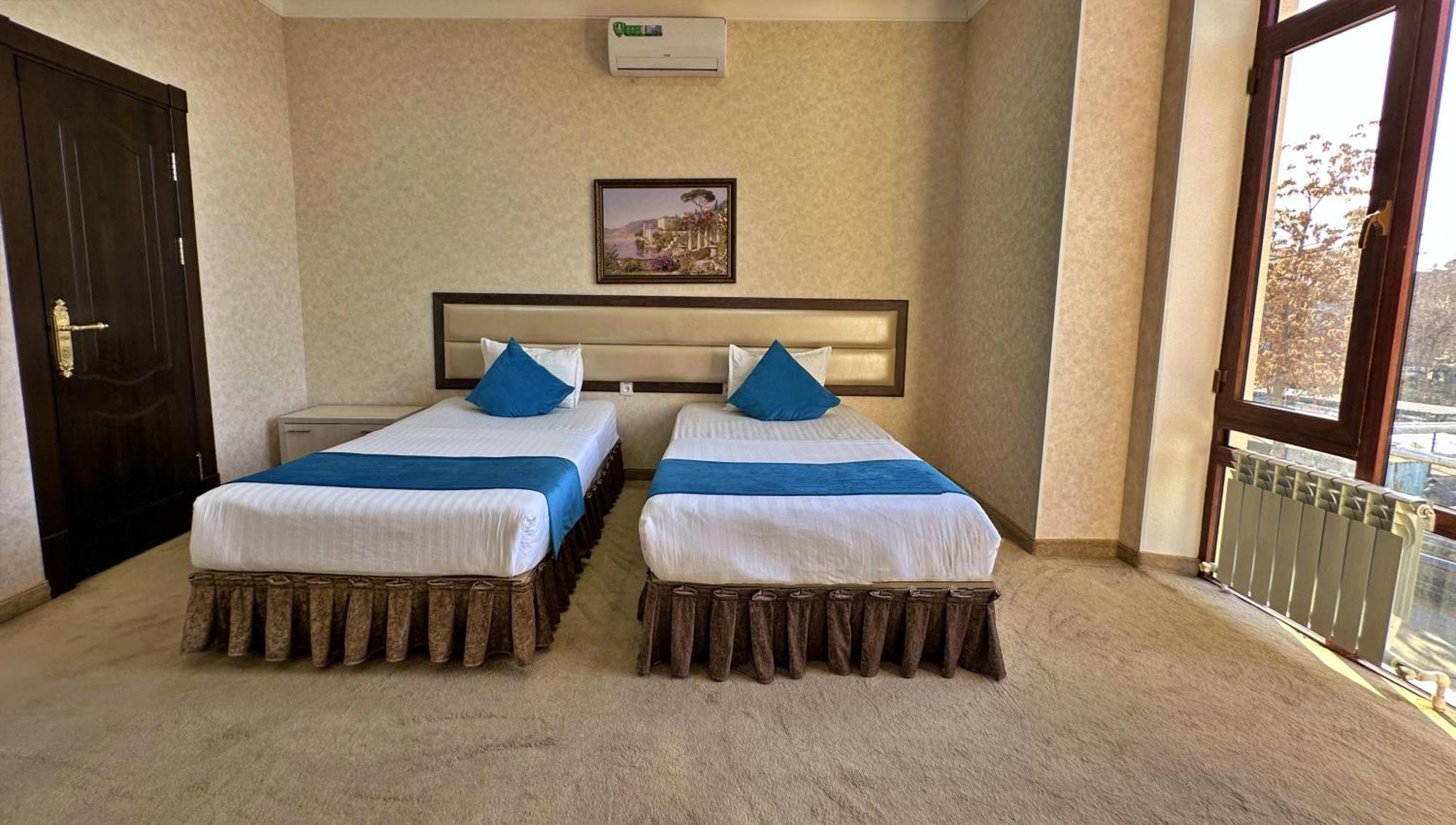 Hotel Globus Ташкент Экстерьер фото